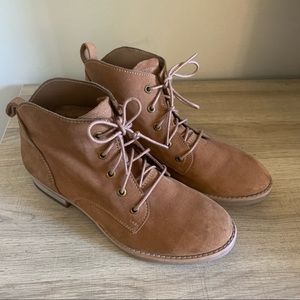 DIBA suede lace up booties used size 6.5